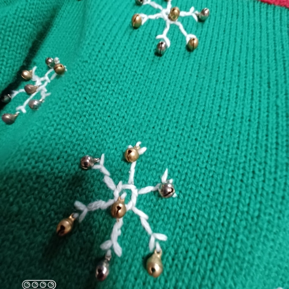 Christmas Sweater 🎄 Rocking Santa 🎅 Great Condition - Picture 6 of 7